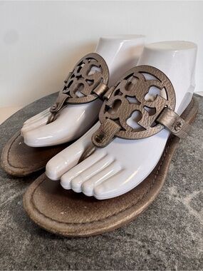 Tory Burch Miller Leather Silver Sandals Flip Flops 9.5